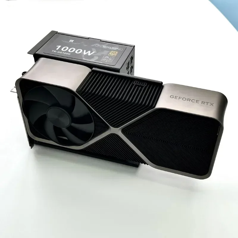 UT4G Externe eGPU Adapter USB4 - Gpu External Dock Egpu Thunderbolt 4 recensie en prijs